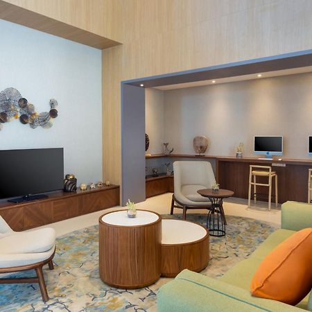 Holiday Inn Lampung Bukit Randu By Ihg Бандар-Лампунг Экстерьер фото